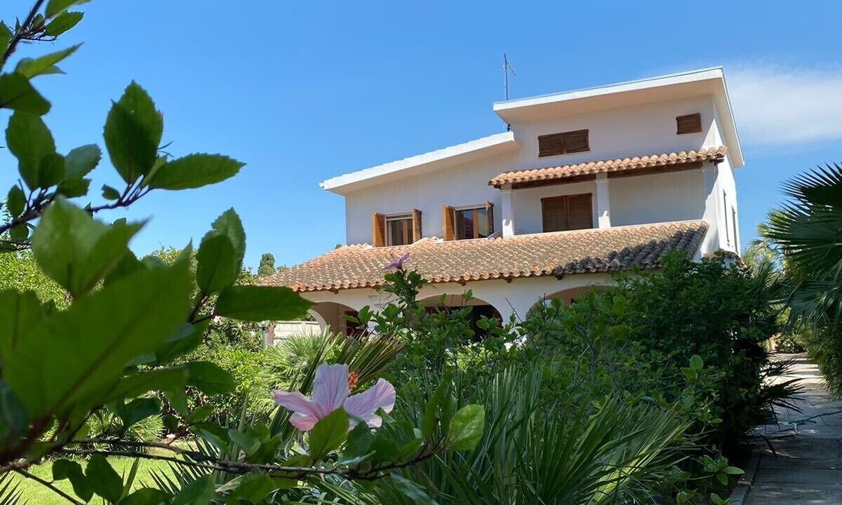 Photo of Outdoor in Capitana