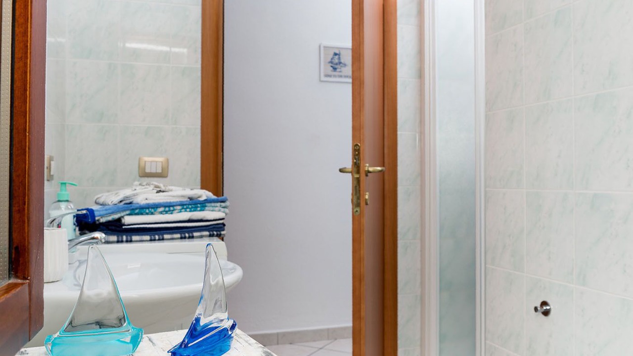 Photo of Bathroom in Rena Majore