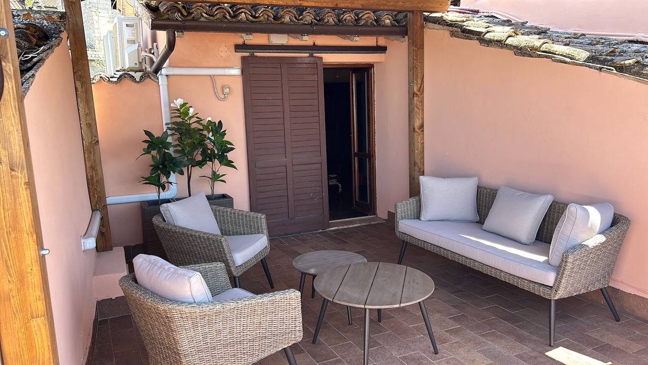 Photo of Patio Balcony in Bovara