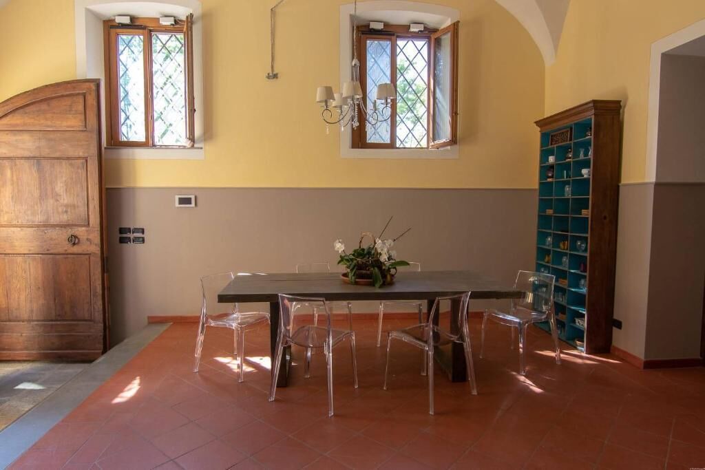 Photo of Others in Saturnana