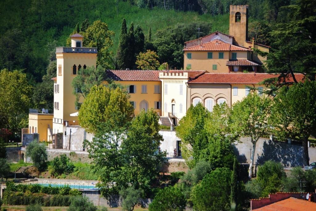 Photo of Outdoor in Saturnana