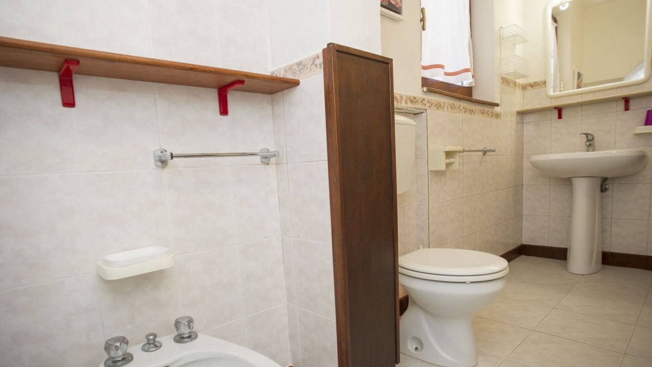 Photo of Bathroom in Morcone