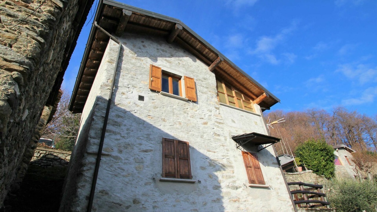 Photo of Others in Cremia