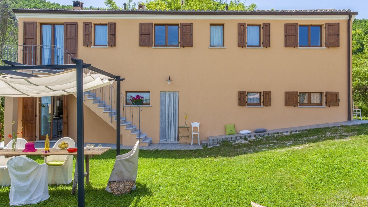 Photo of Outdoor in Pergola