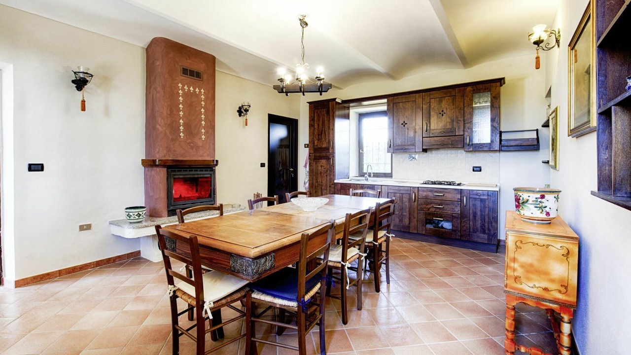 Photo of Bedroom in San Damiano dʼAsti