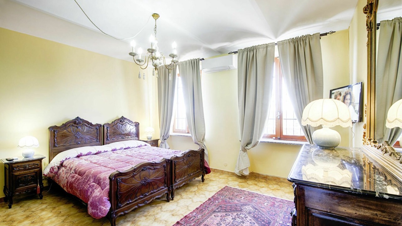 Photo of Bedroom in San Damiano dʼAsti