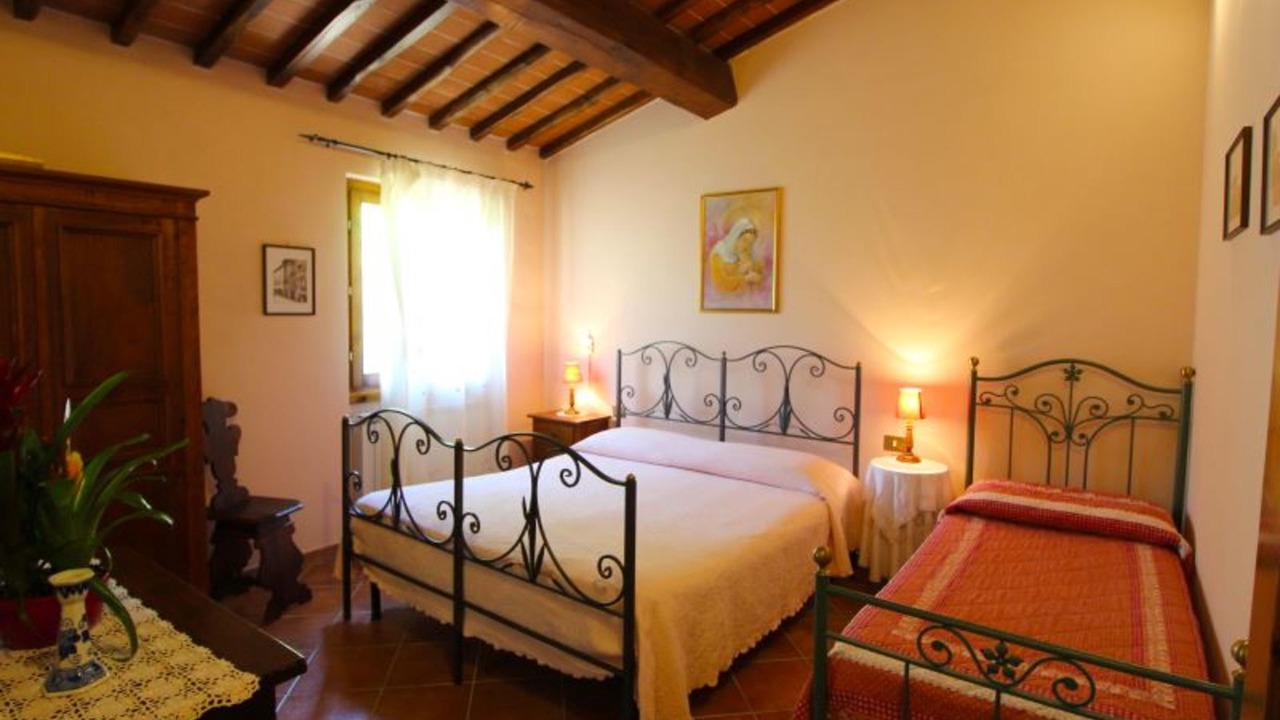 Photo of Bedroom in Castelfranco Piandisco