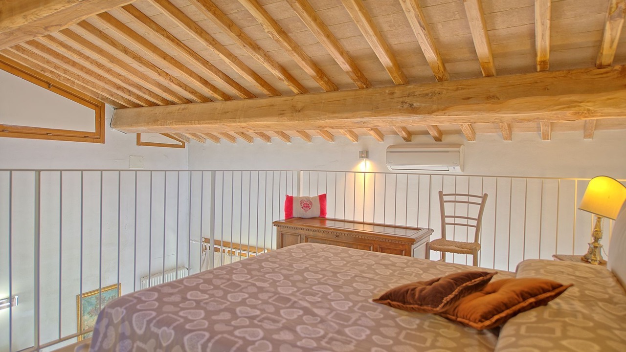 Photo of Bedroom in Siena
