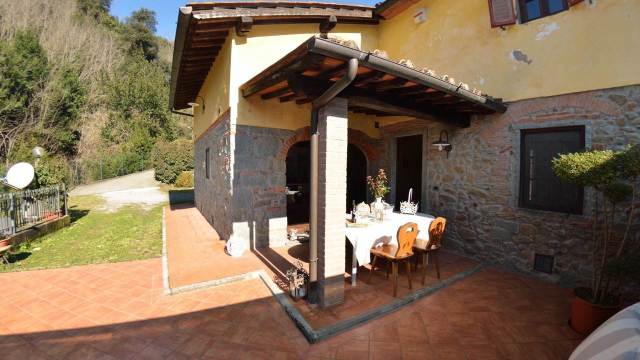 Photo of Patio Balcony in Massa e Cozzile