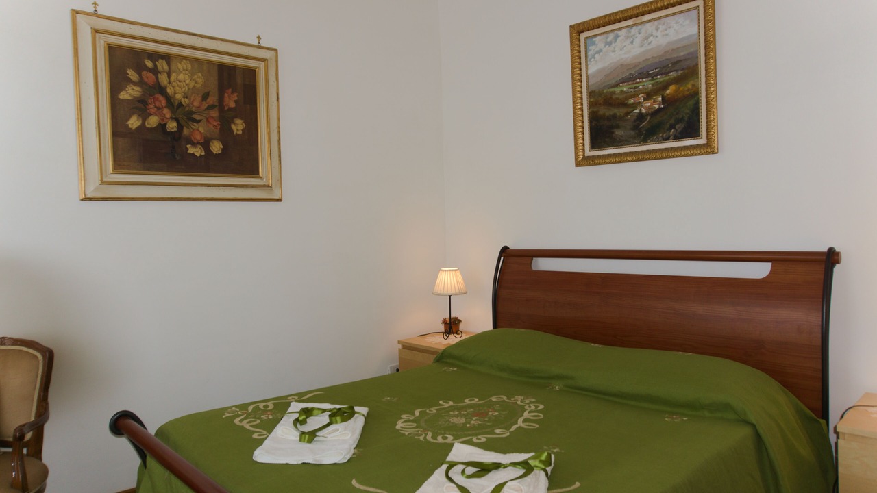 Photo of Bedroom in Historical Downtown Salerno