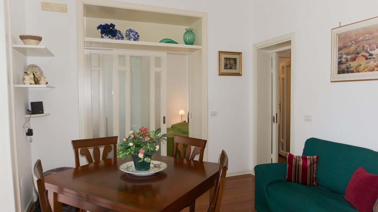 Photo of Livingroom in Historical Downtown Salerno