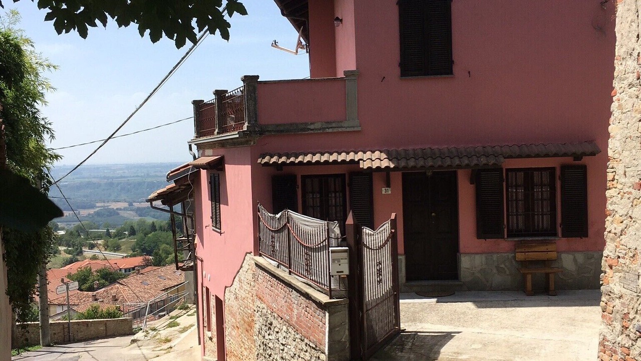 Photo of Outdoor in Novello