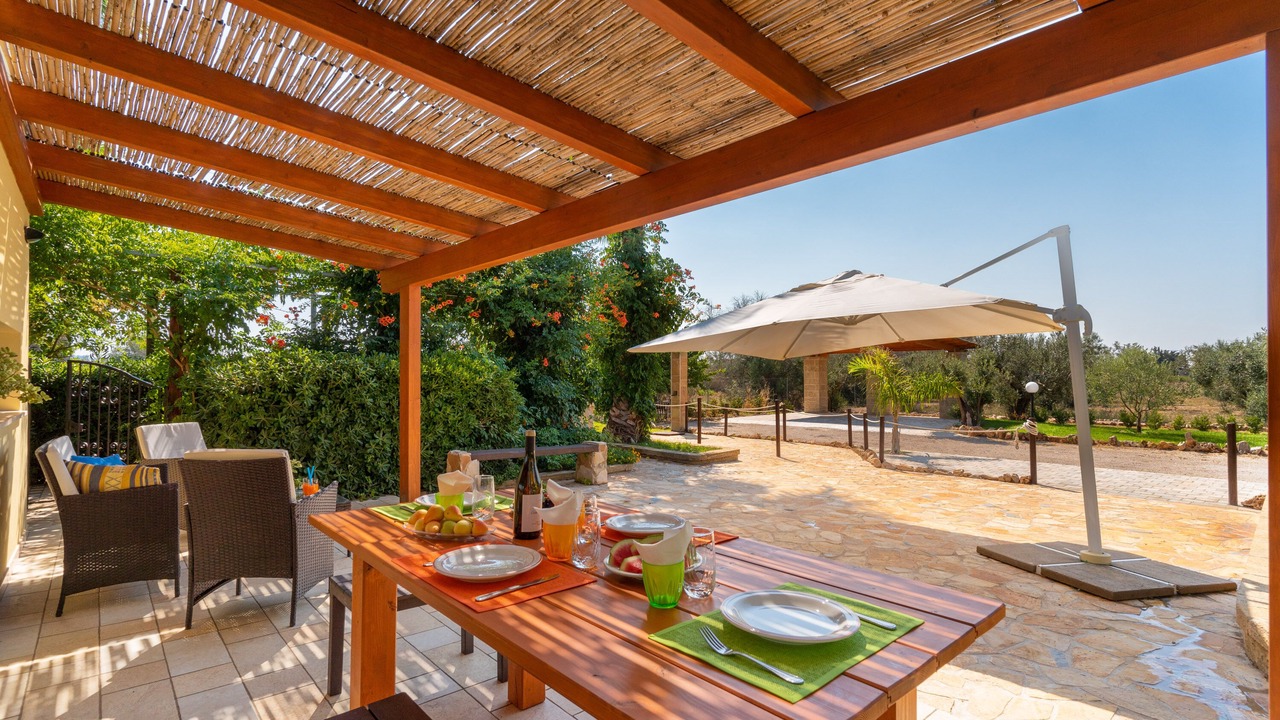 Photo of Outdoor in Matino
