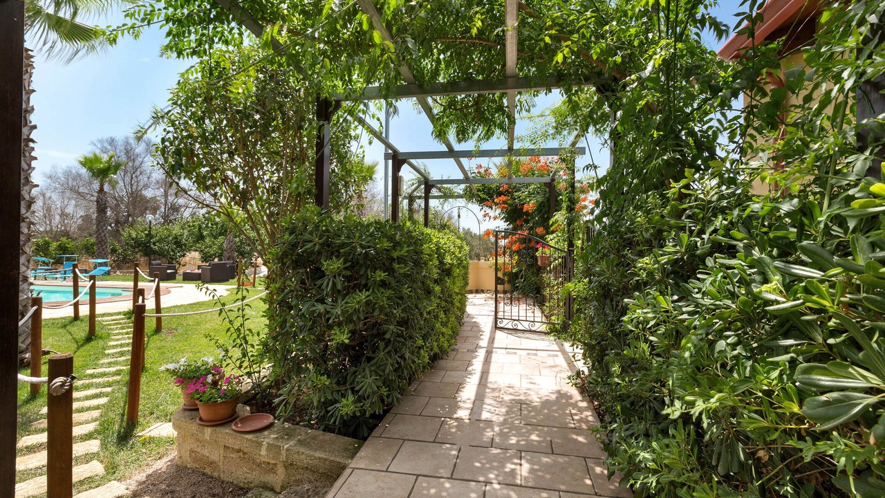 Photo of Outdoor in Matino