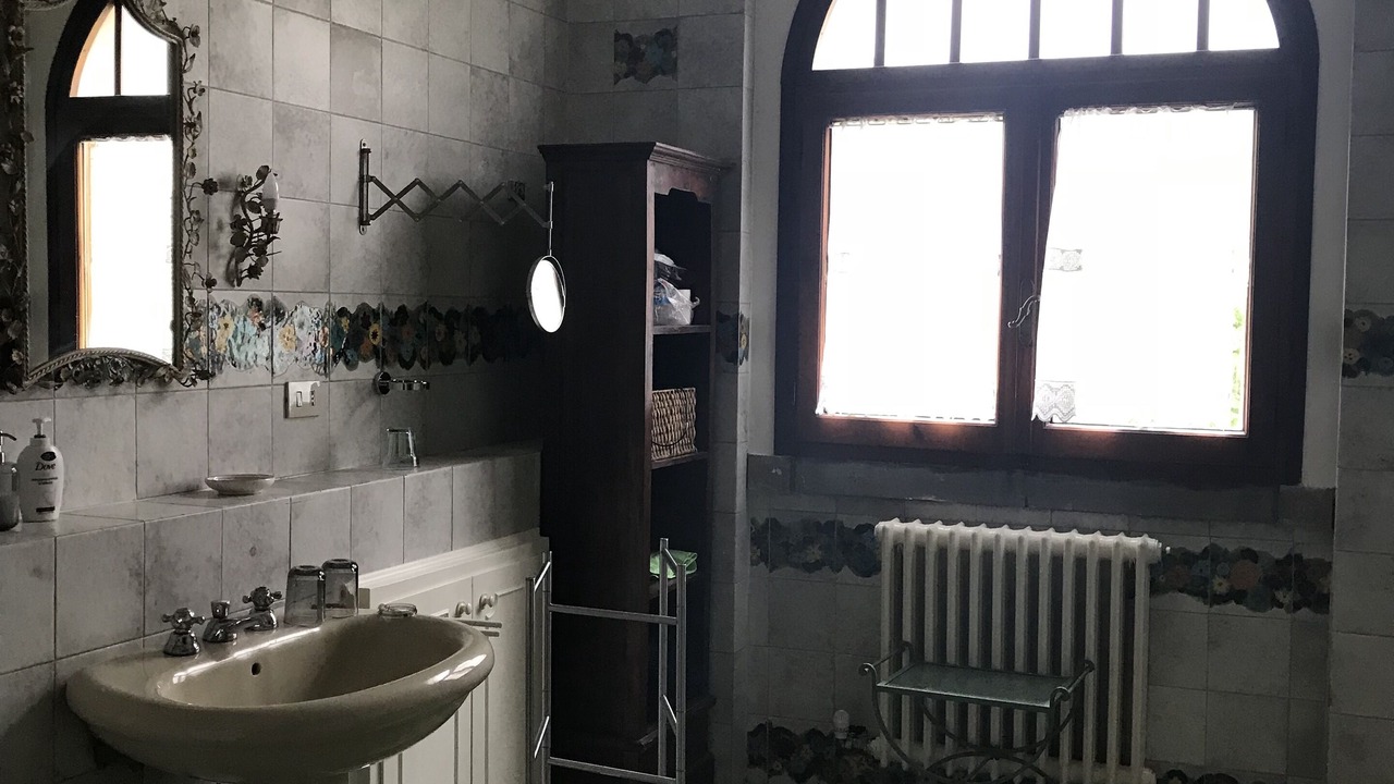 Photo of Bathroom in Saturnana