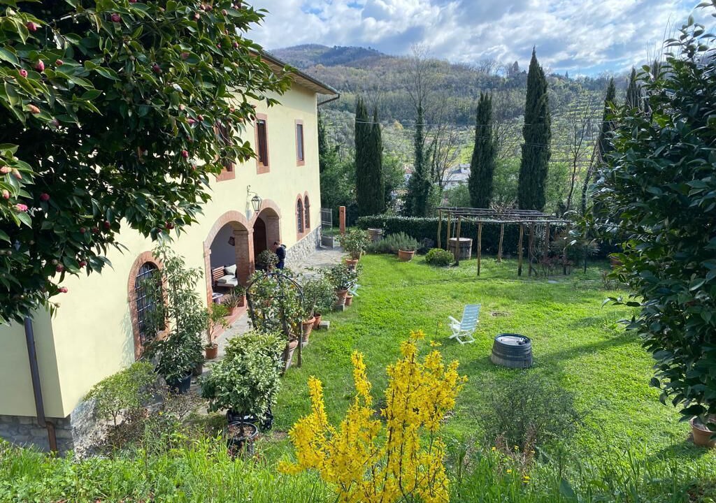 Photo of Outdoor in Saturnana