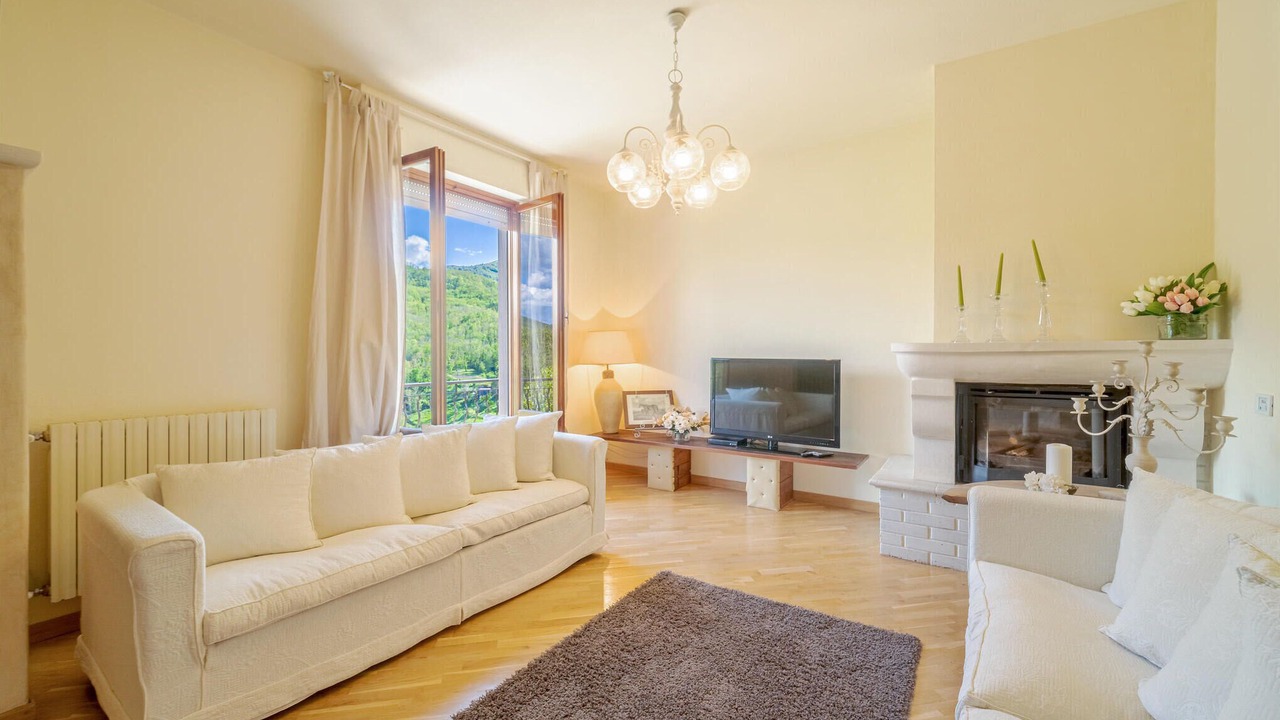 Photo of Bedroom in Varese Ligure