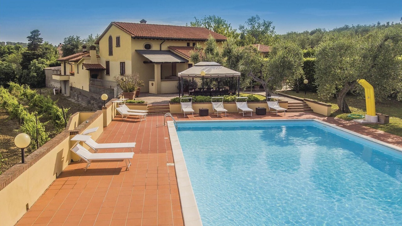 Photo of Outdoor in Forcoli