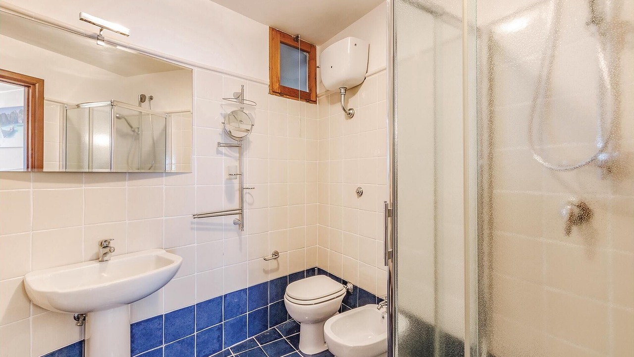 Photo of Bathroom in Sperlonga