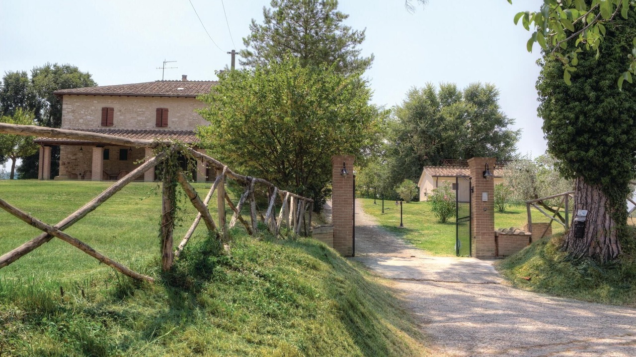 Photo of Others in Stroncone