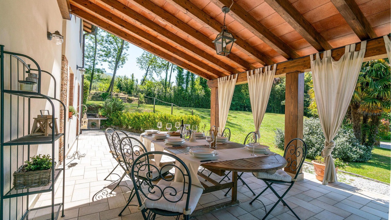 Photo of Patio Balcony in Camaiore