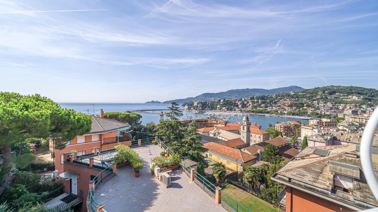 Photo of Bedroom in Rapallo