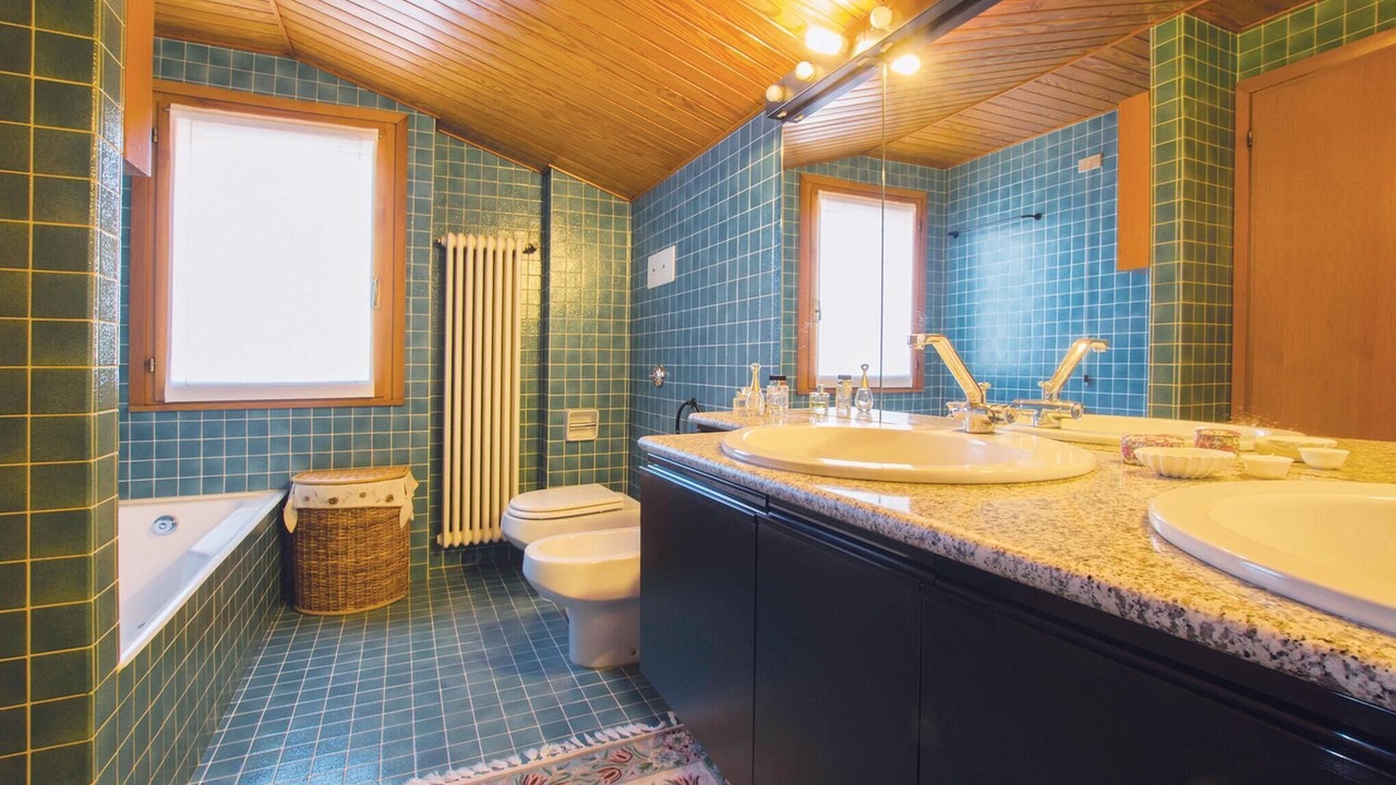 Photo of Bathroom in Baone
