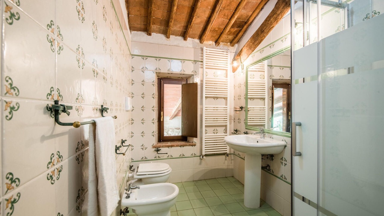 Photo of Bathroom in Radicondoli