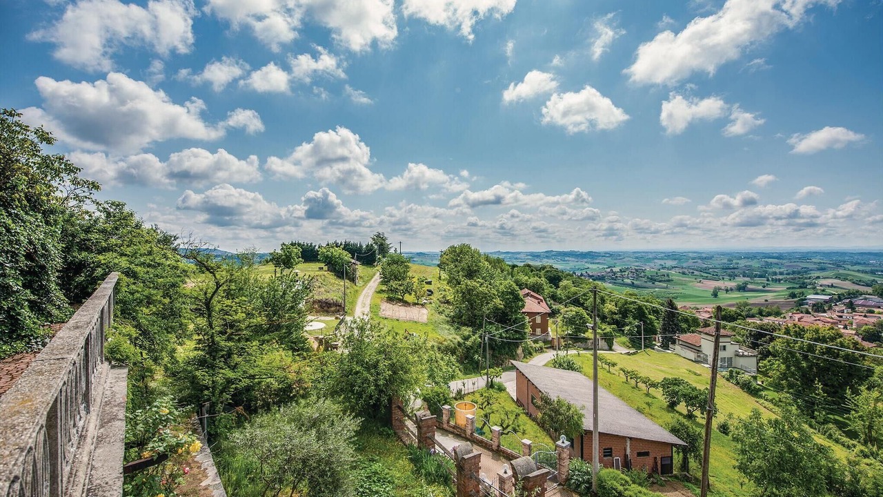 Photo of Bedroom in Alfiano Natta