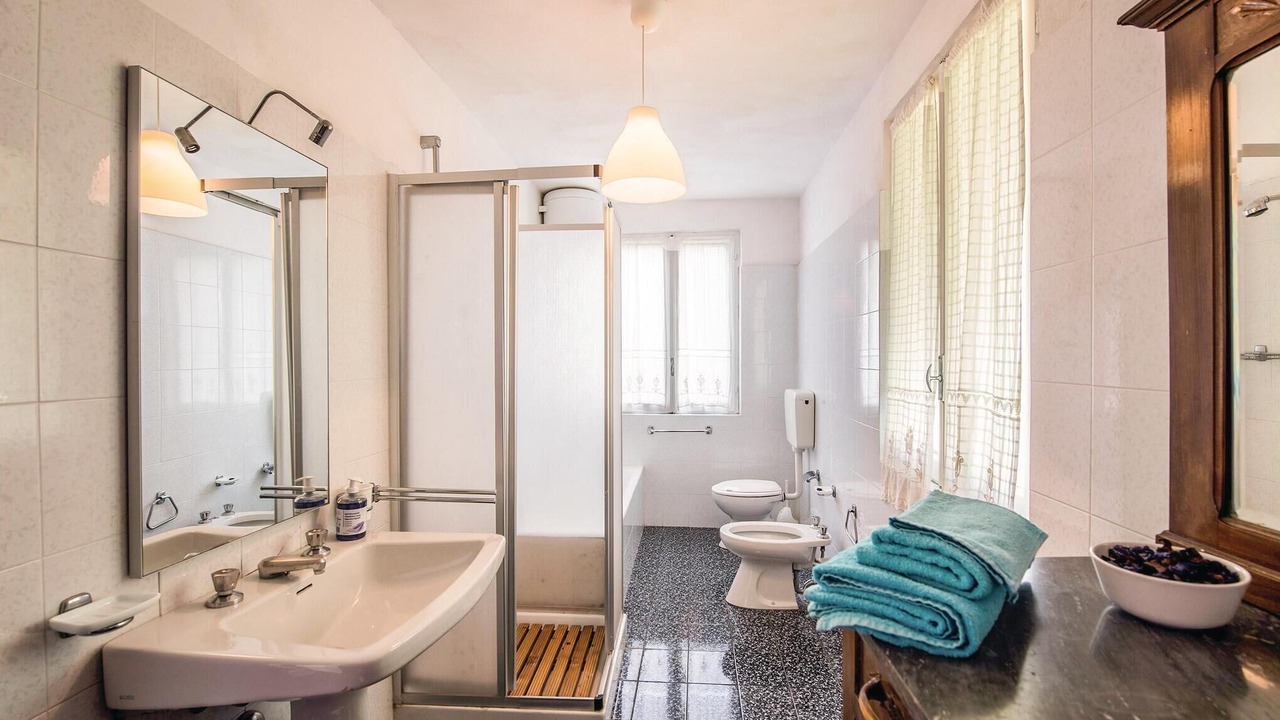 Photo of Bathroom in Alfiano Natta