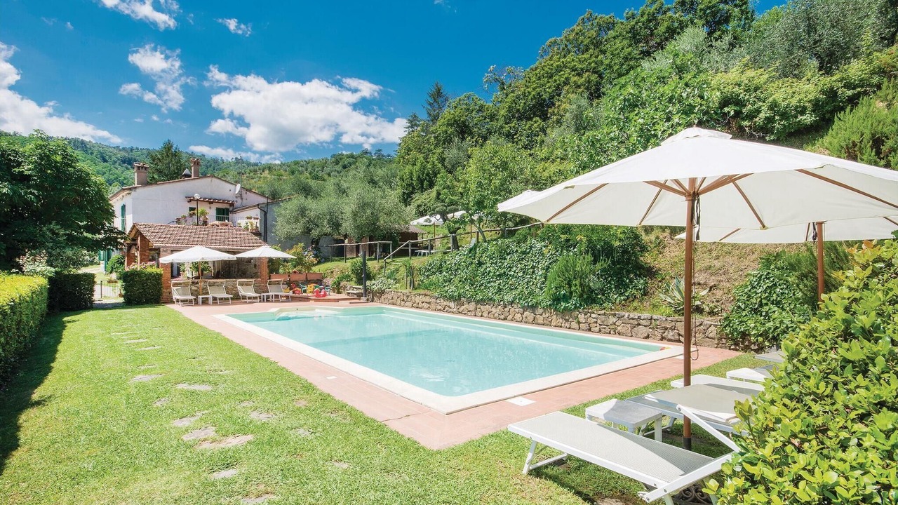 Photo of Outdoor in Saturnana
