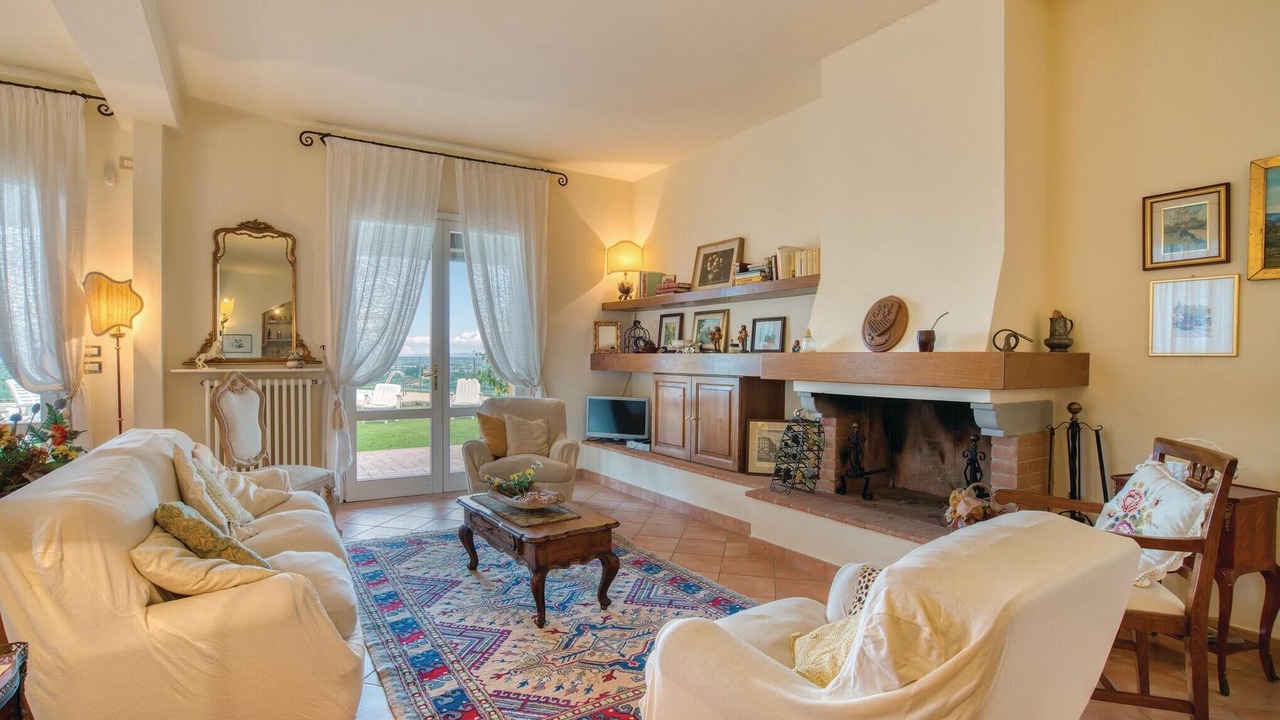 Photo of Bedroom in Massa e Cozzile