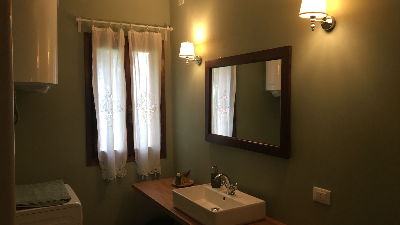 Photo of Bathroom in Correzzola