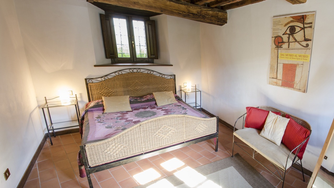 Photo of Bedroom in Villa Collemandina