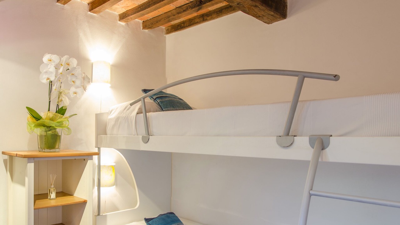 Photo of Bedroom in Villa Collemandina