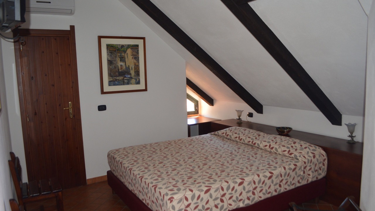 Photo of Bedroom in Scilla
