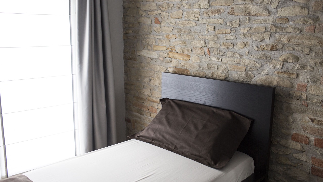 Photo of Bedroom in Mango