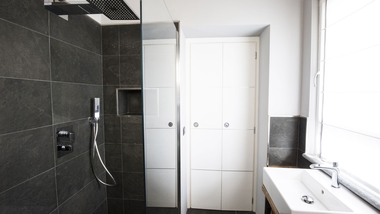 Photo of Bathroom in Mango