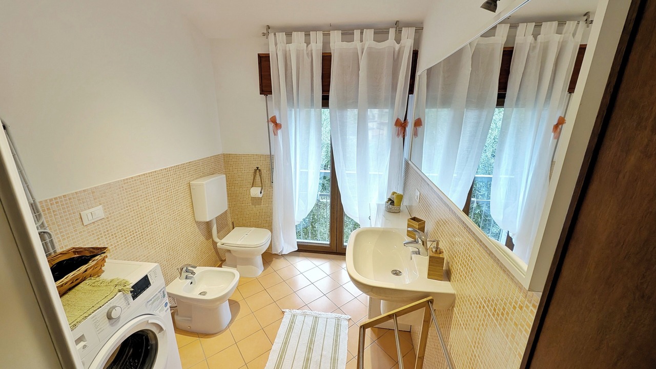 Photo of Bathroom in Zorzino