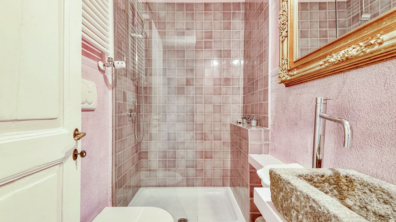 Photo of Bathroom in Pitelli