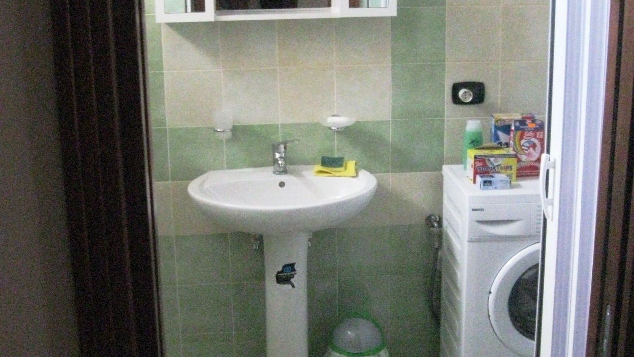 Photo of Bathroom in Locri