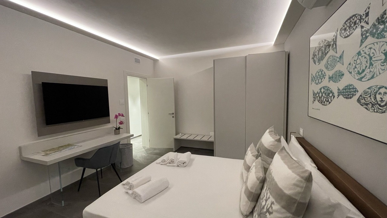 Photo of Bedroom in Gardone Riviera