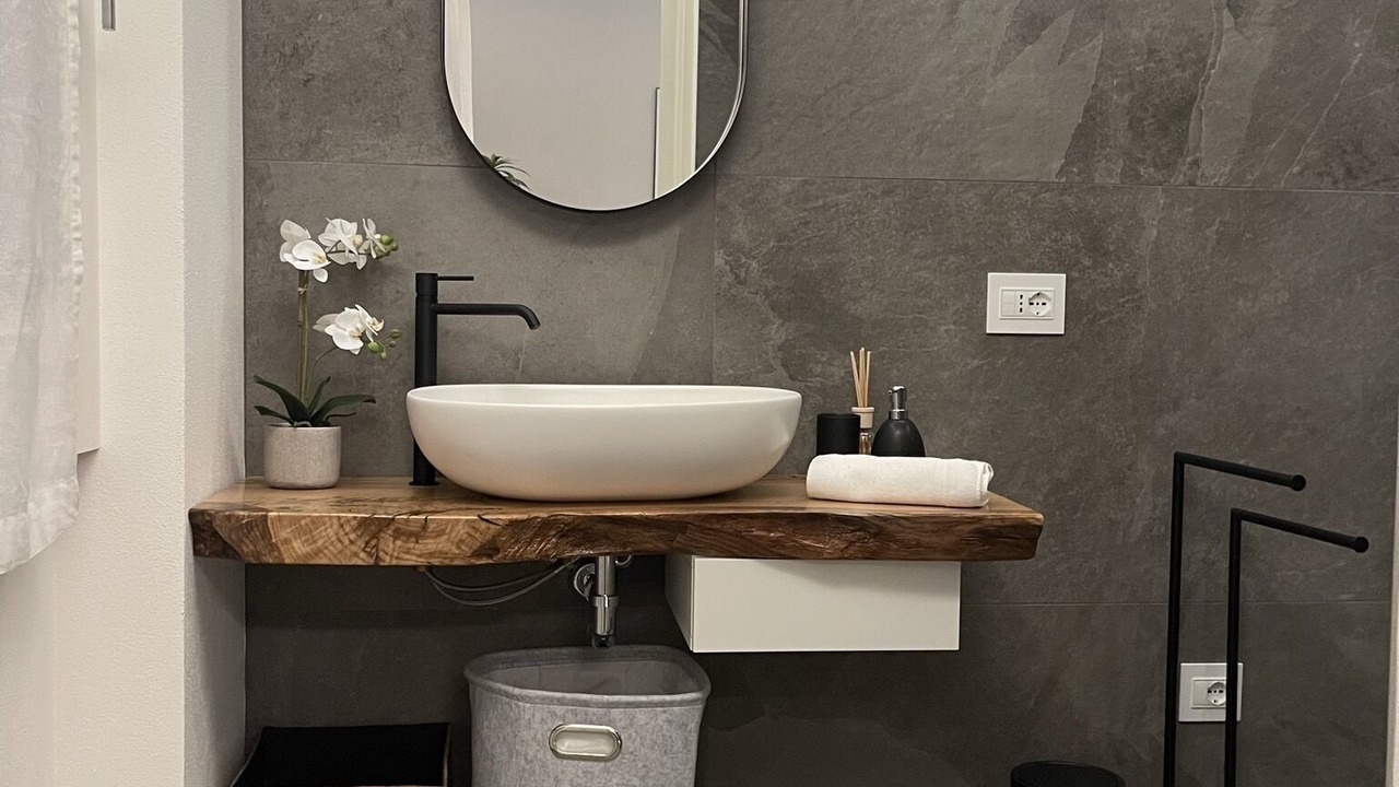 Photo of Bathroom in Gardone Riviera