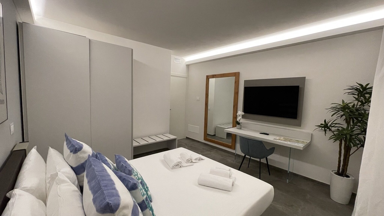Photo of Bedroom in Gardone Riviera
