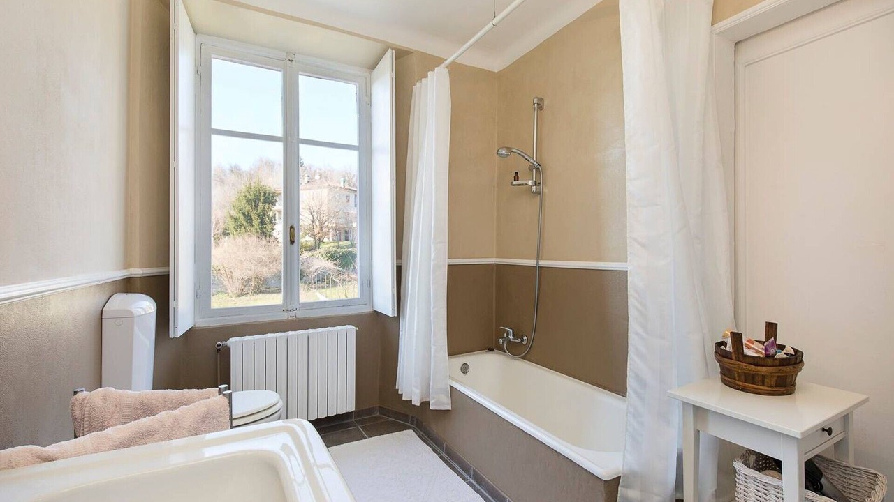 Photo of Bathroom in Como