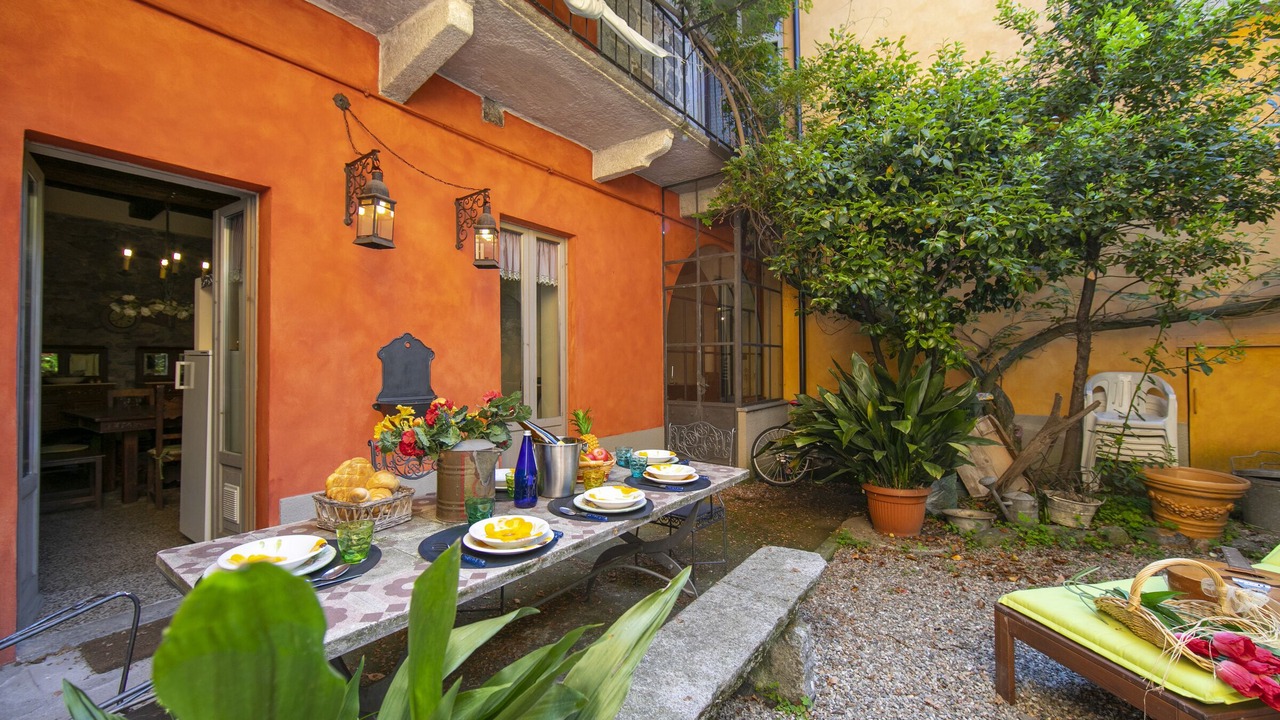 Photo of Outdoor in Lesa