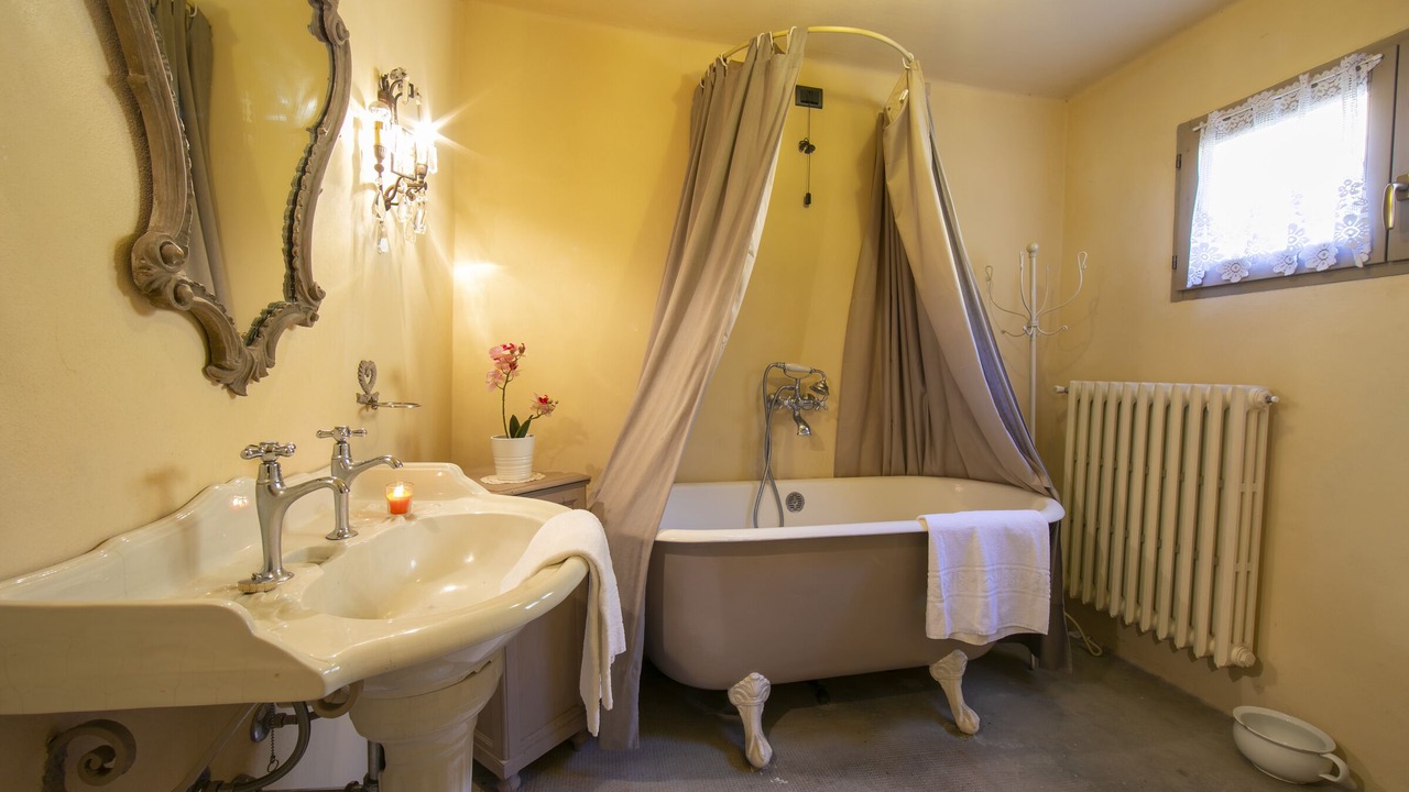 Photo of Bathroom in Lesa