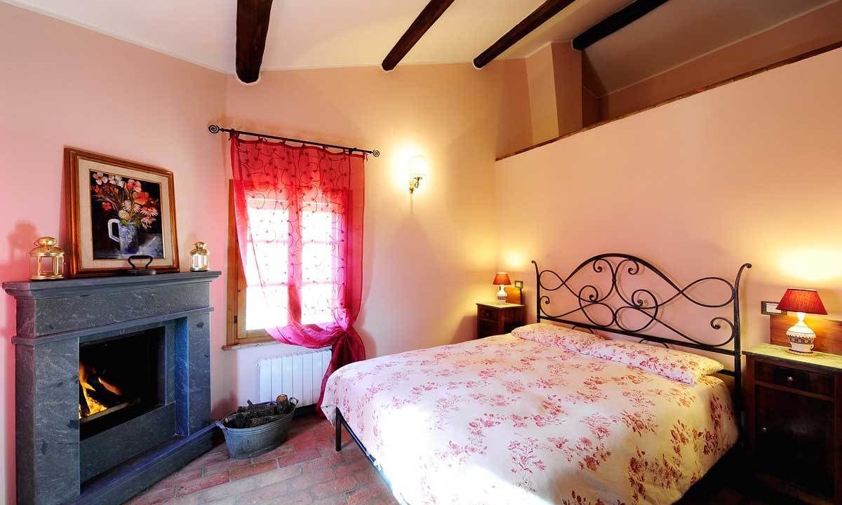 Photo of Bedroom in Montefelcino