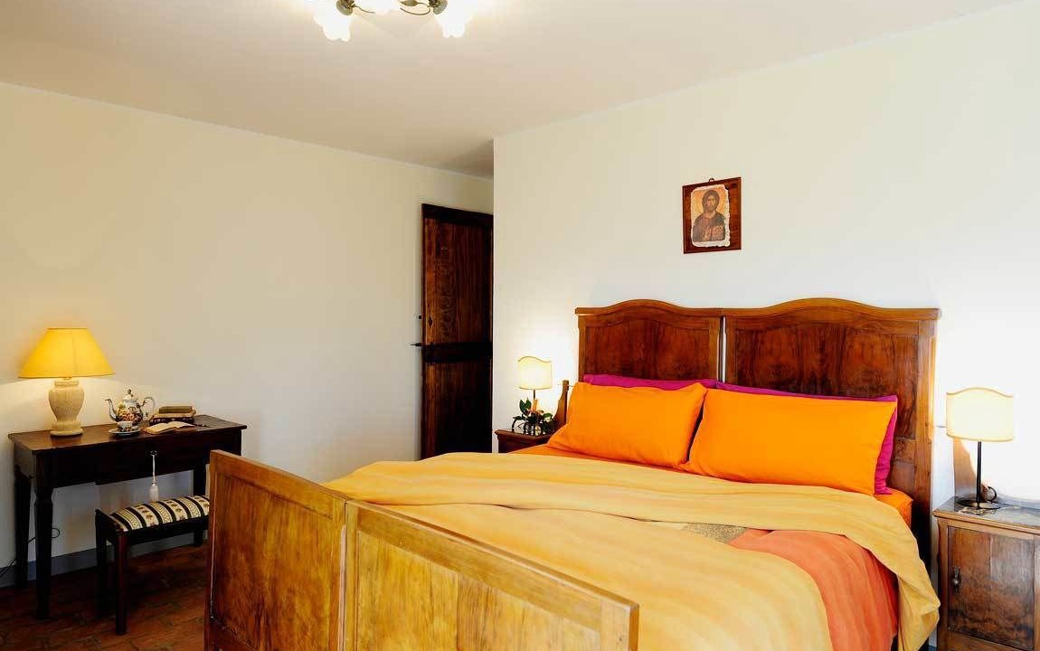Photo of Bedroom in Montefelcino