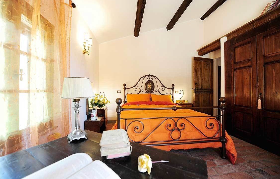 Photo of Bedroom in Montefelcino